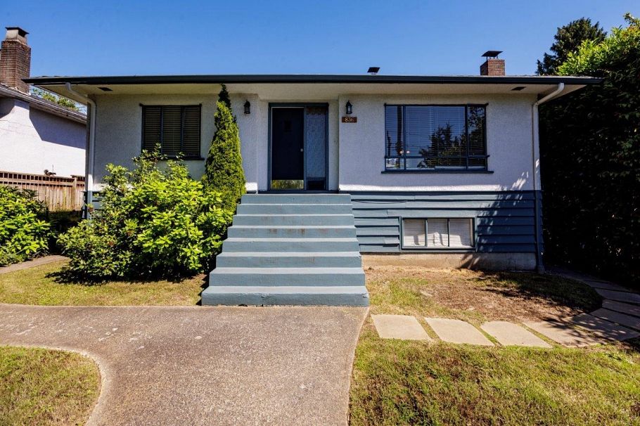 836 E 4th Street North Vancouver, BC - 2