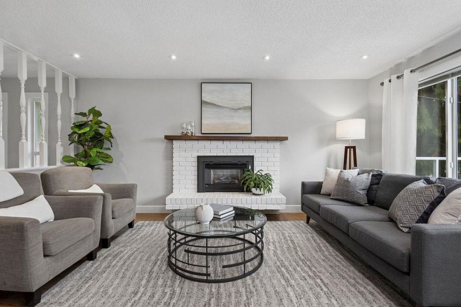 3285 Fromme Road North Vancouver, BC - 3