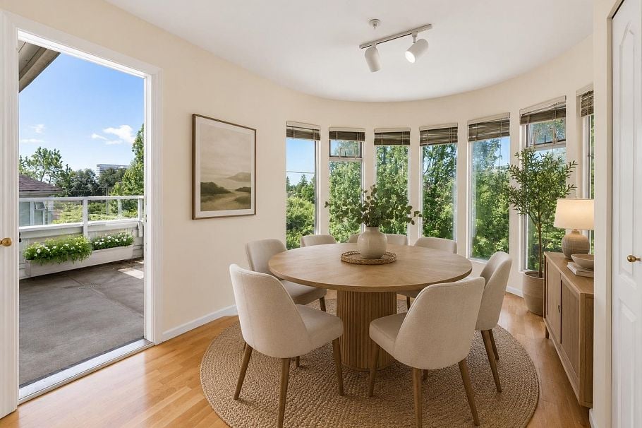 401 7620 Columbia Street Vancouver, BC - 10