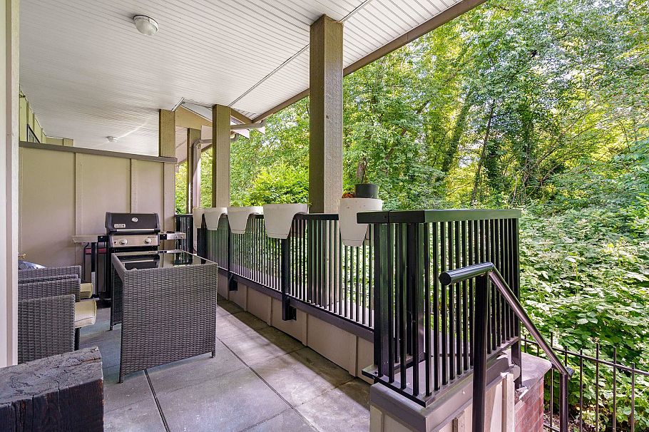 307 2135 Heritage Park Lane North Vancouver, BC - 36