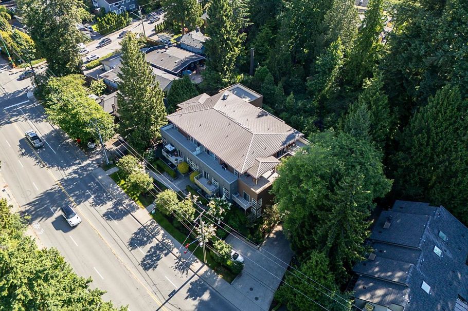 206 2832 Capilano Road North Vancouver, BC - 33