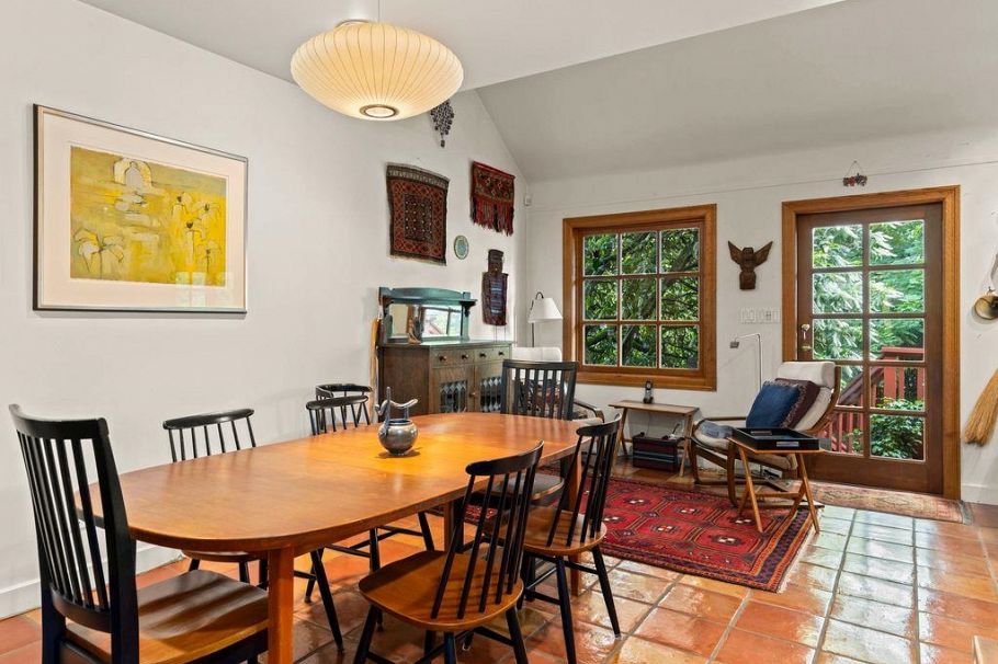 3738 W 24th Avenue Vancouver, BC - 5
