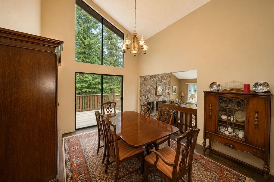 1498 Chamberlain Drive North Vancouver, BC - 7