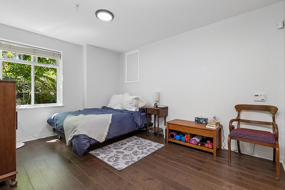 2487 W 39th Avenue Vancouver, BC - 20