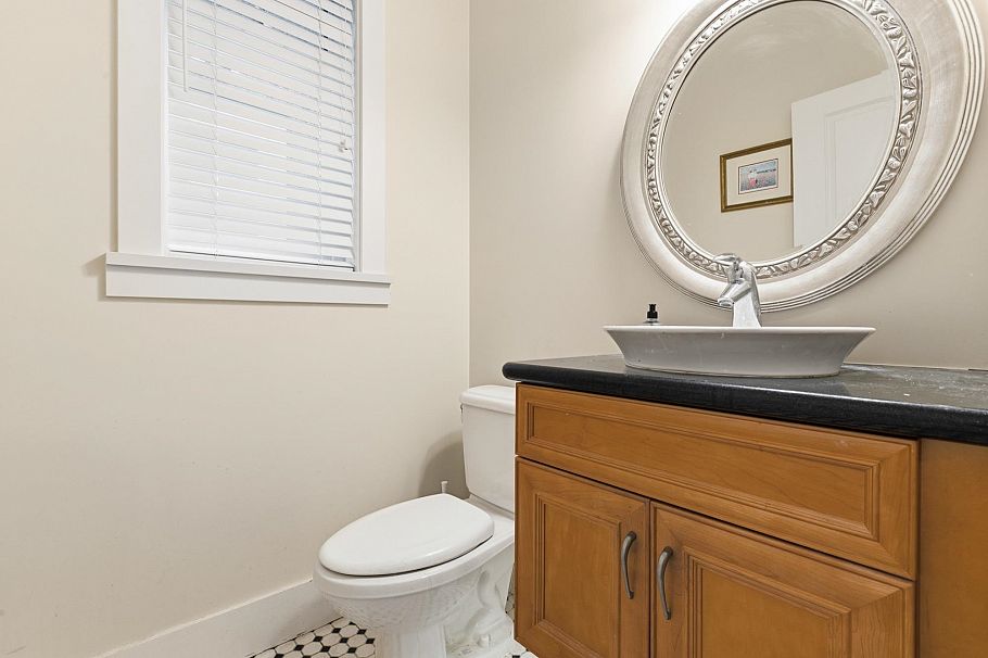 4188 Balaclava Street Vancouver, BC - 16