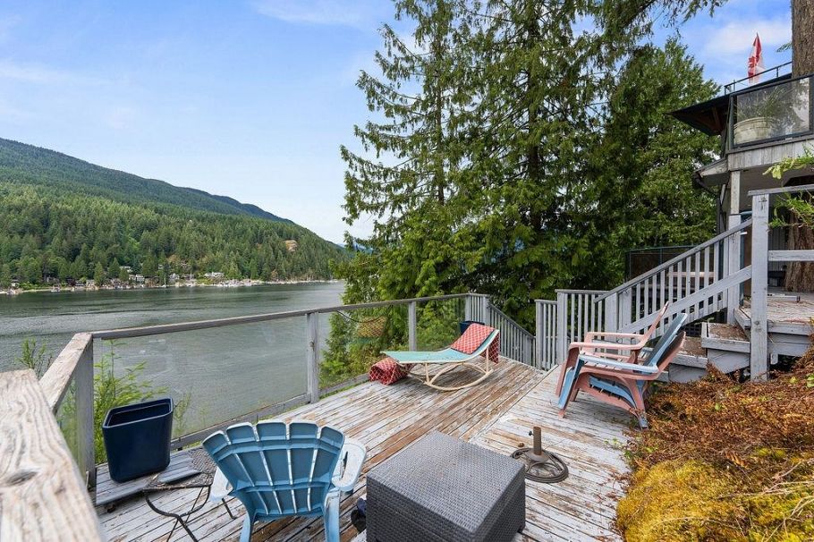 4678 Eastridge Road North Vancouver, BC - 29