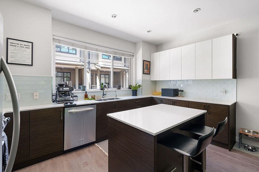 307 2135 Heritage Park Lane North Vancouver, BC - 9