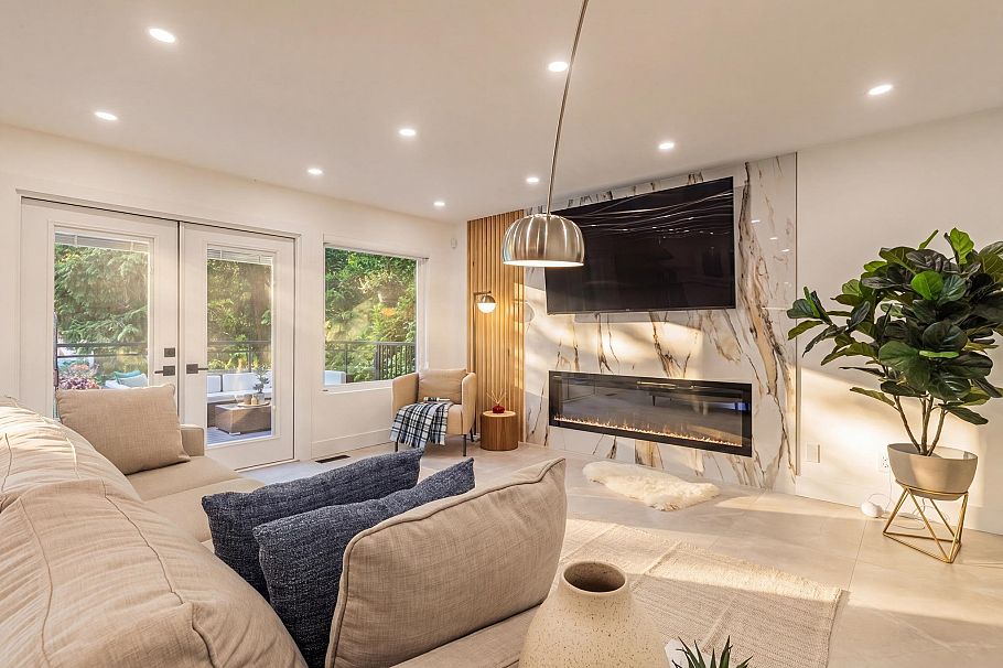 4283 Capilano Road North Vancouver, BC - 8
