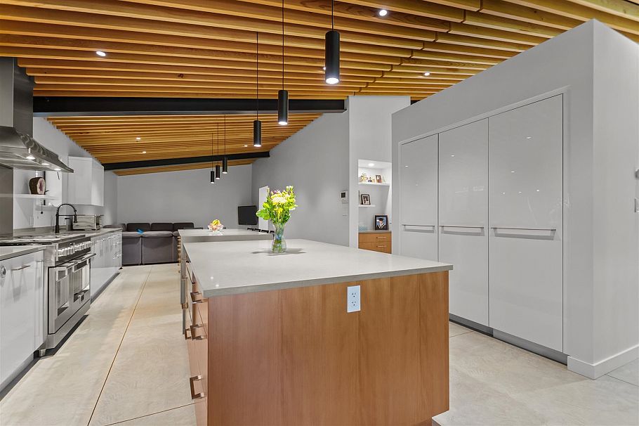 2409 Windridge Drive North Vancouver, BC - 13