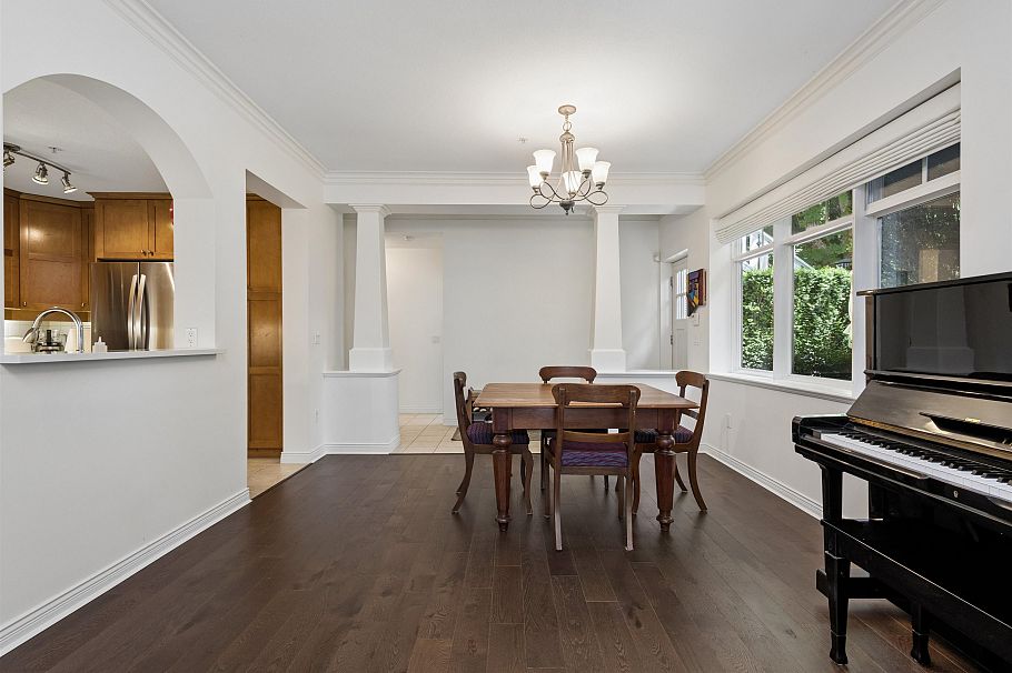 2487 W 39th Avenue Vancouver, BC - 11