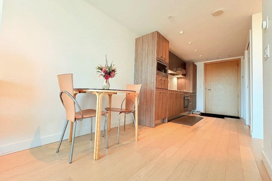 522 2220 Kingsway Vancouver, BC - 4