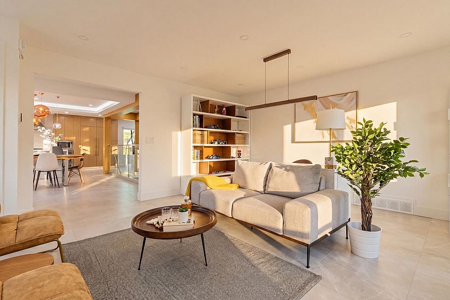 4283 Capilano Road North Vancouver, BC - 7