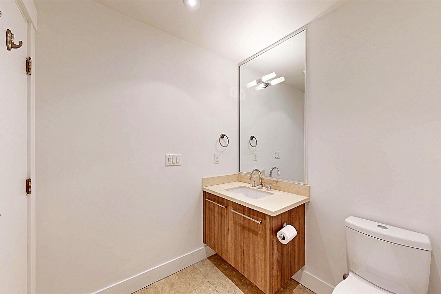 402 650 Evergreen Place North Vancouver, BC - 31
