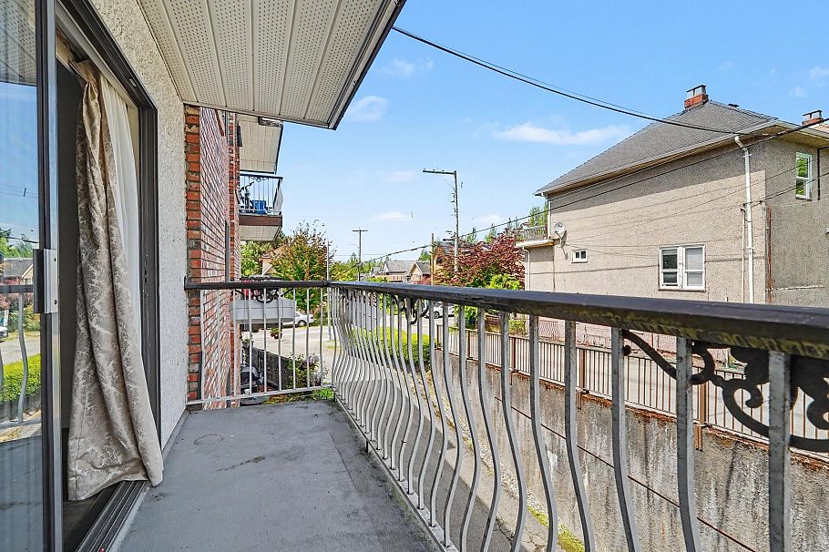 203 1611 E 3rd Avenue Vancouver, BC - 35