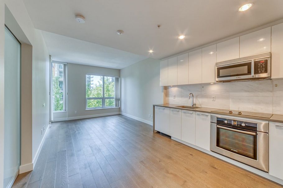 506 5728 Berton Avenue Vancouver, BC - 2