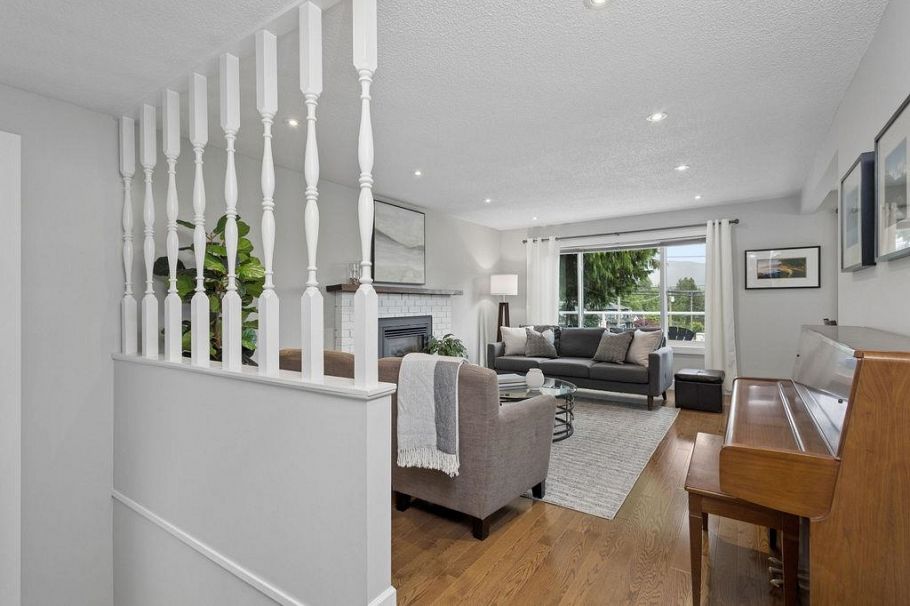 3285 Fromme Road North Vancouver, BC - 6