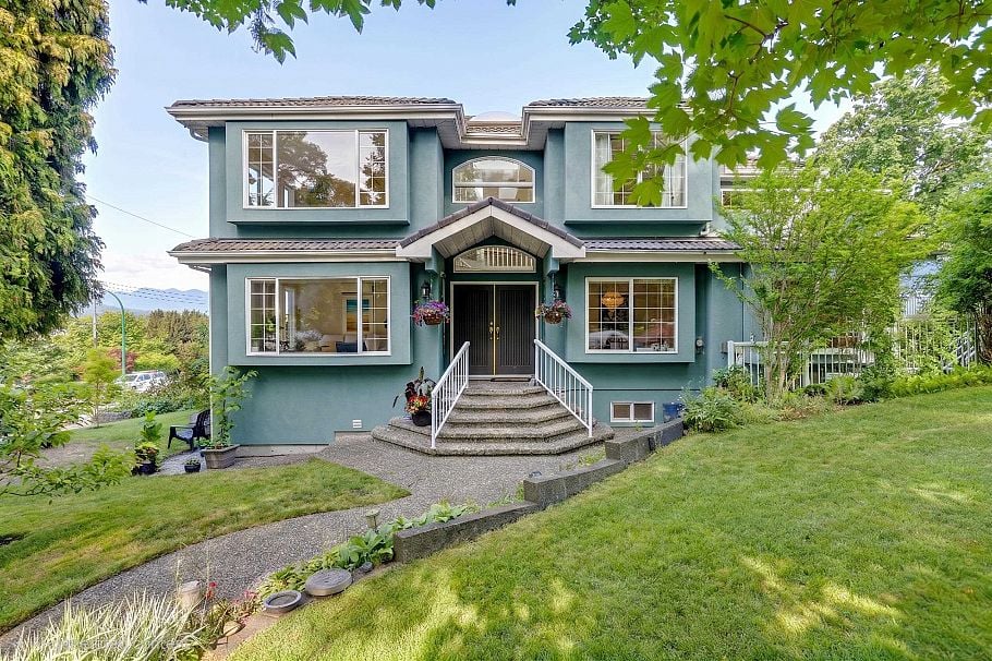 588 N Kaslo Street Vancouver, BC - 1