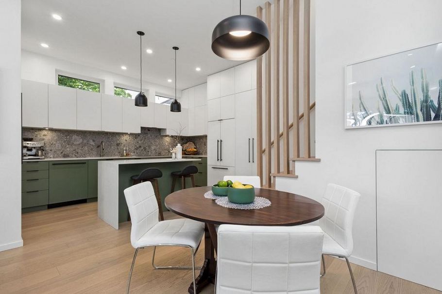 11 E 19th Avenue Vancouver, BC - 13