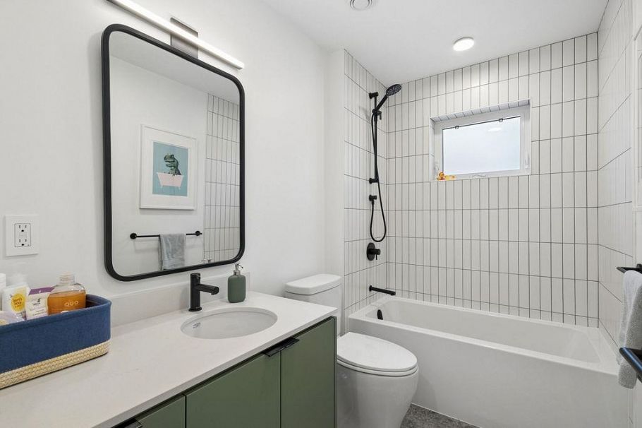 11 E 19th Avenue Vancouver, BC - 26