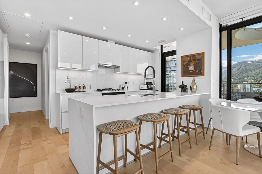 1705 135 E 13th Street North Vancouver, BC - 14