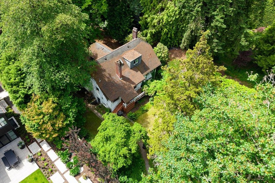 4755 W 6th Avenue Vancouver, BC - 14