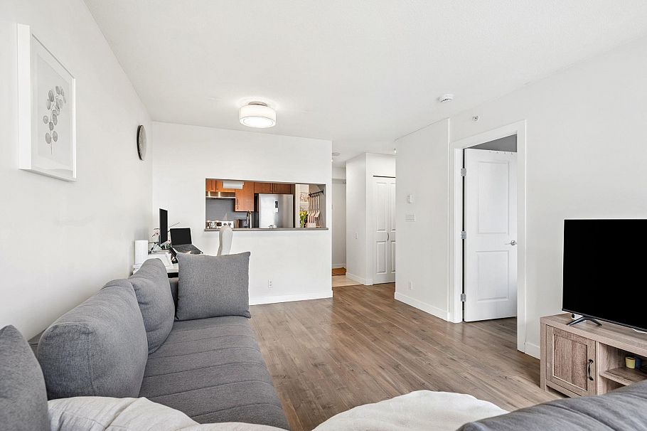 1610 5380 Oben Street Vancouver, BC - 11