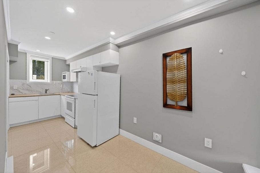 2863 W King Edward Avenue Vancouver, BC - 30