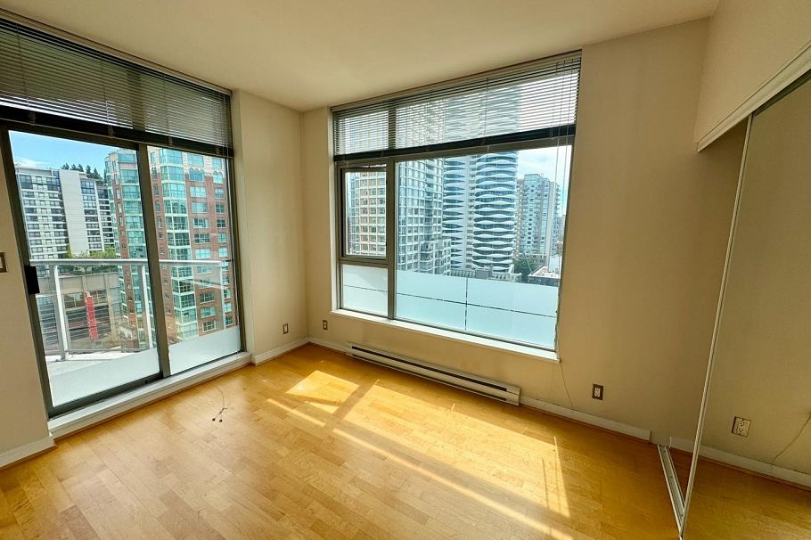 1606 1050 Smithe Street Vancouver, BC - 3