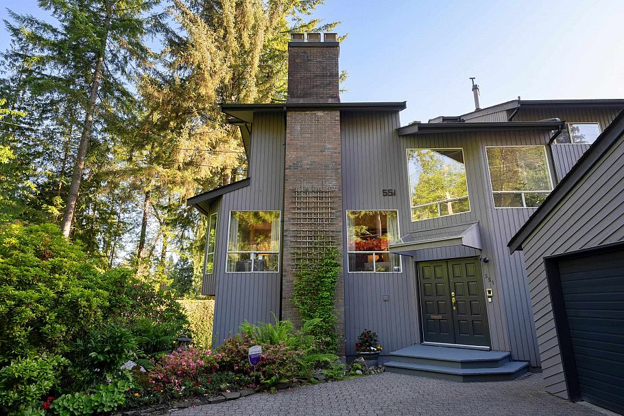 551 Palisade Drive North Vancouver, BC - 4