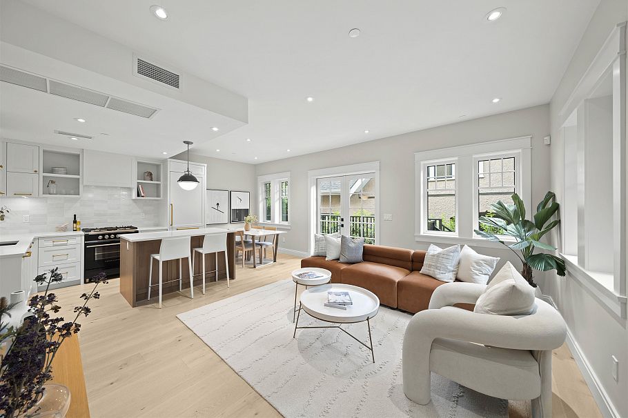 1458 W 45th Avenue Vancouver, BC - 4