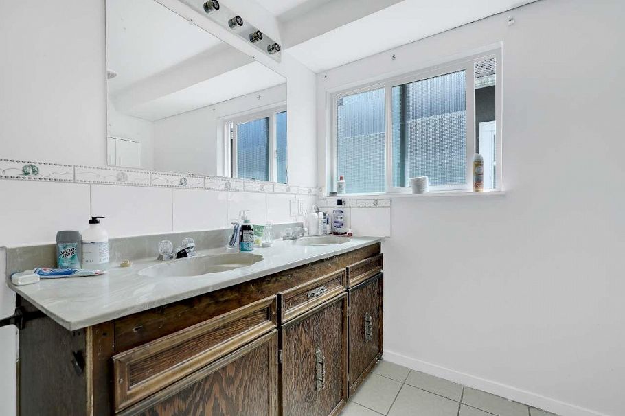 4265 Slocan Street Vancouver, BC - 17