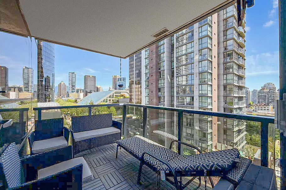 708 1050 Burrard Street Vancouver, BC - 13