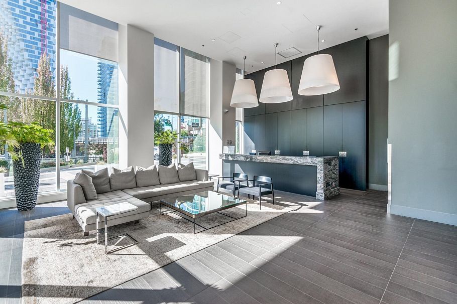 902 1351 Continental Street Vancouver, BC - 4