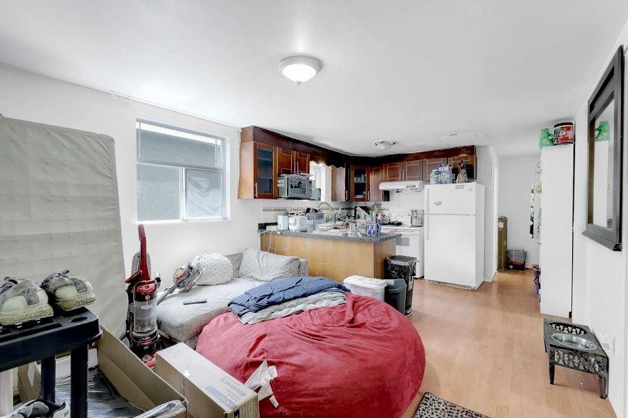 4265 Slocan Street Vancouver, BC - 10