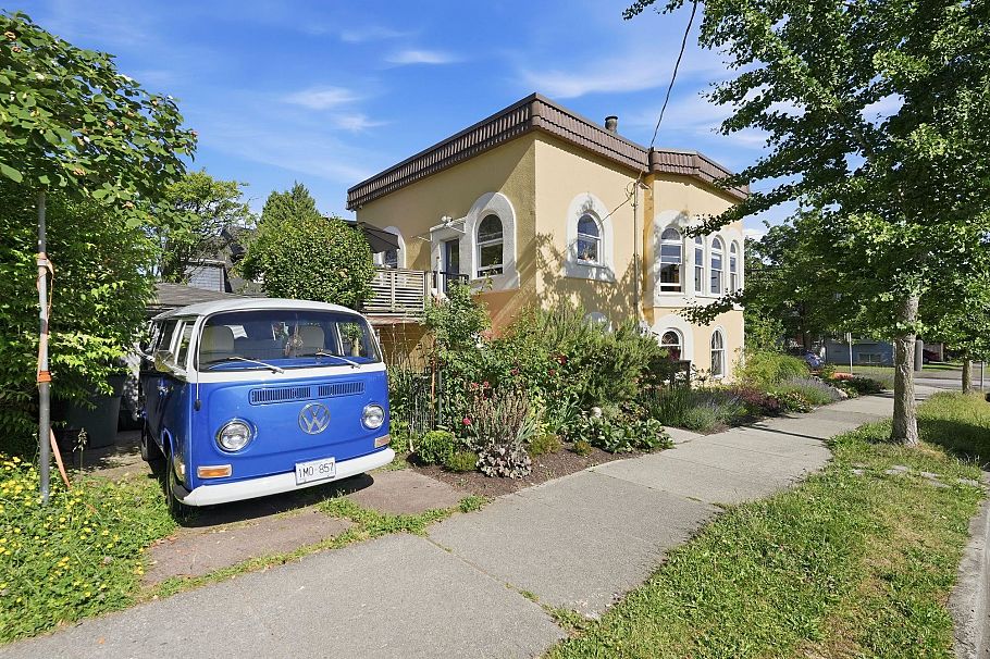 2090 Turner Street Vancouver, BC - 3