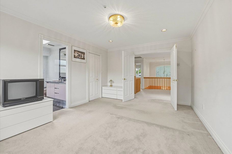 6582 Maple Street Vancouver, BC - 33