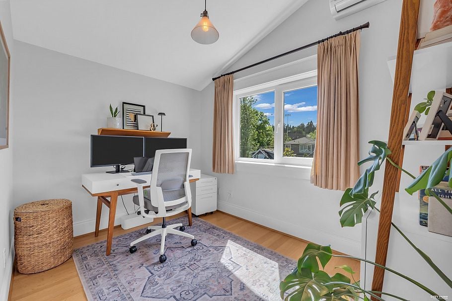 4581 James Street Vancouver, BC - 22
