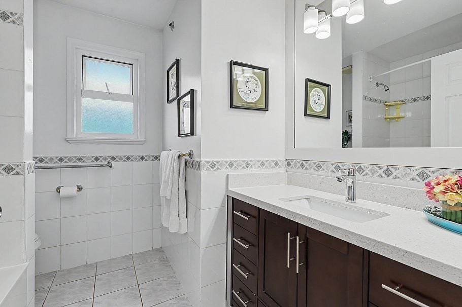 588 N Kaslo Street Vancouver, BC - 22