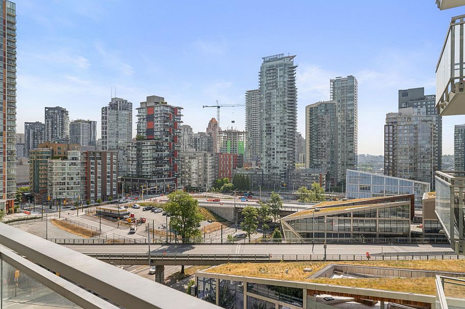 1202 1455 Howe St Vancouver, BC - 26