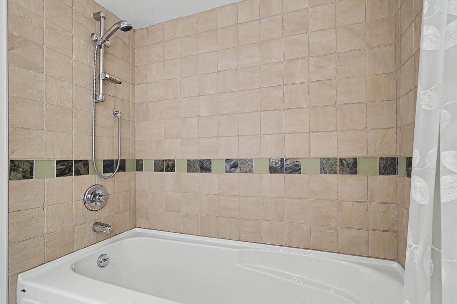 2302 1438 Richards Street Vancouver, BC - 22