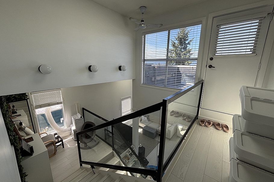 1588 E 41st Avenue Vancouver, BC - 20