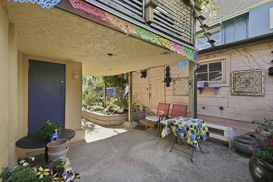 2090 Turner Street Vancouver, BC - 26
