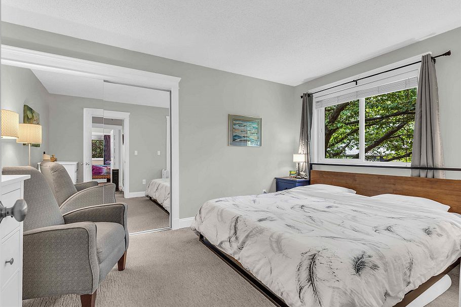 39 1910 Cedar Village Crescent North Vancouver, BC - 16