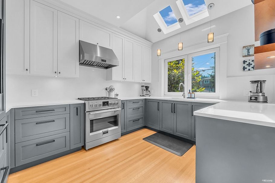 4581 James Street Vancouver, BC - 12