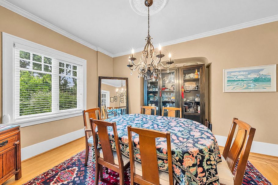 1049 W 33rd Avenue Vancouver, BC - 23