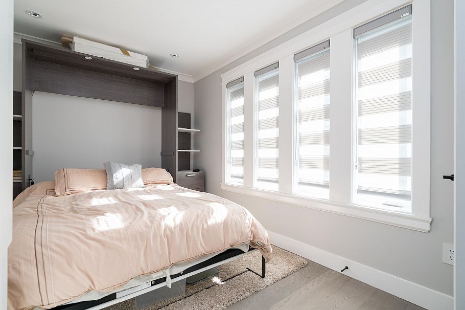 2783 E 27th Avenue Vancouver, BC - 22