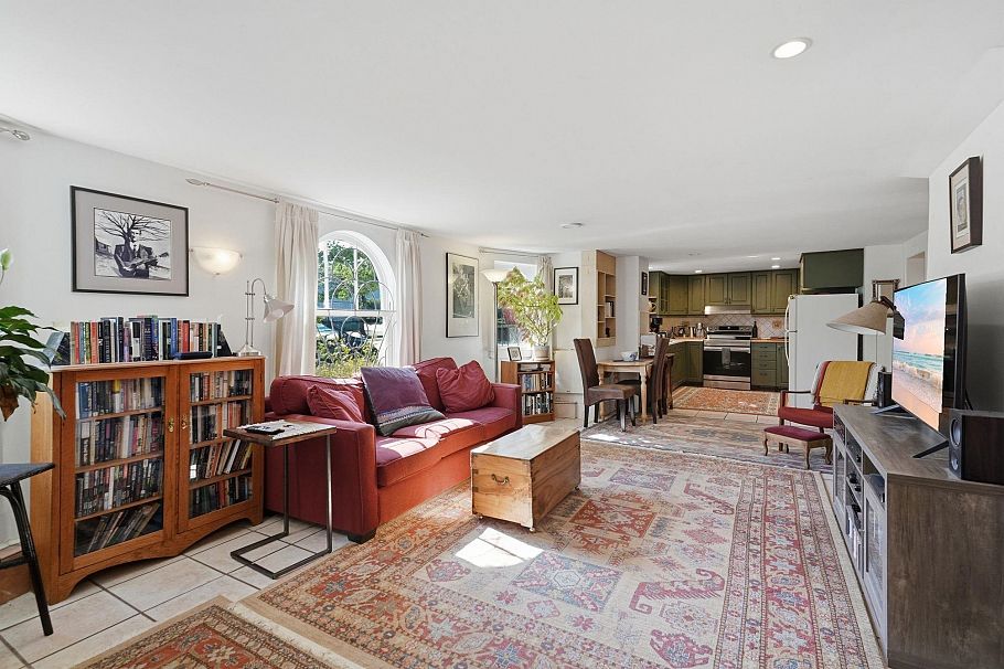 2090 Turner Street Vancouver, BC - 22