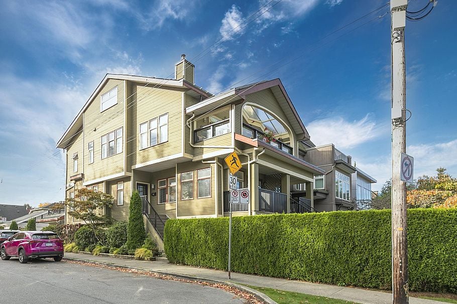 1115 Chestnut Street Vancouver, BC - 6