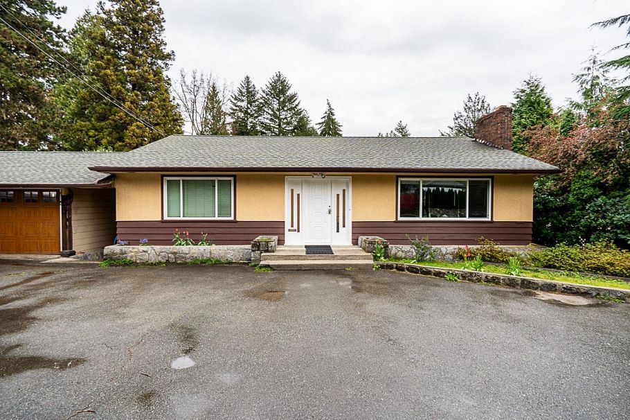 1440 Mountain Highway North Vancouver, BC - 1
