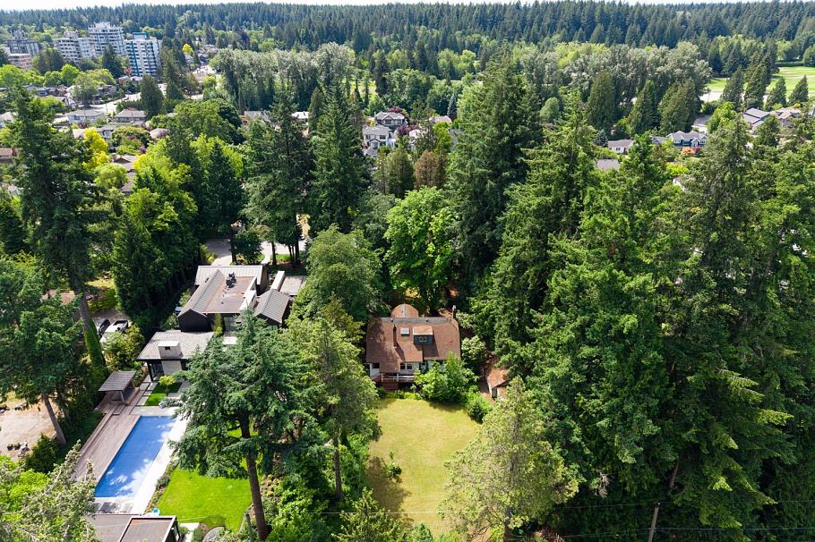 4755 W 6th Avenue Vancouver, BC - 16